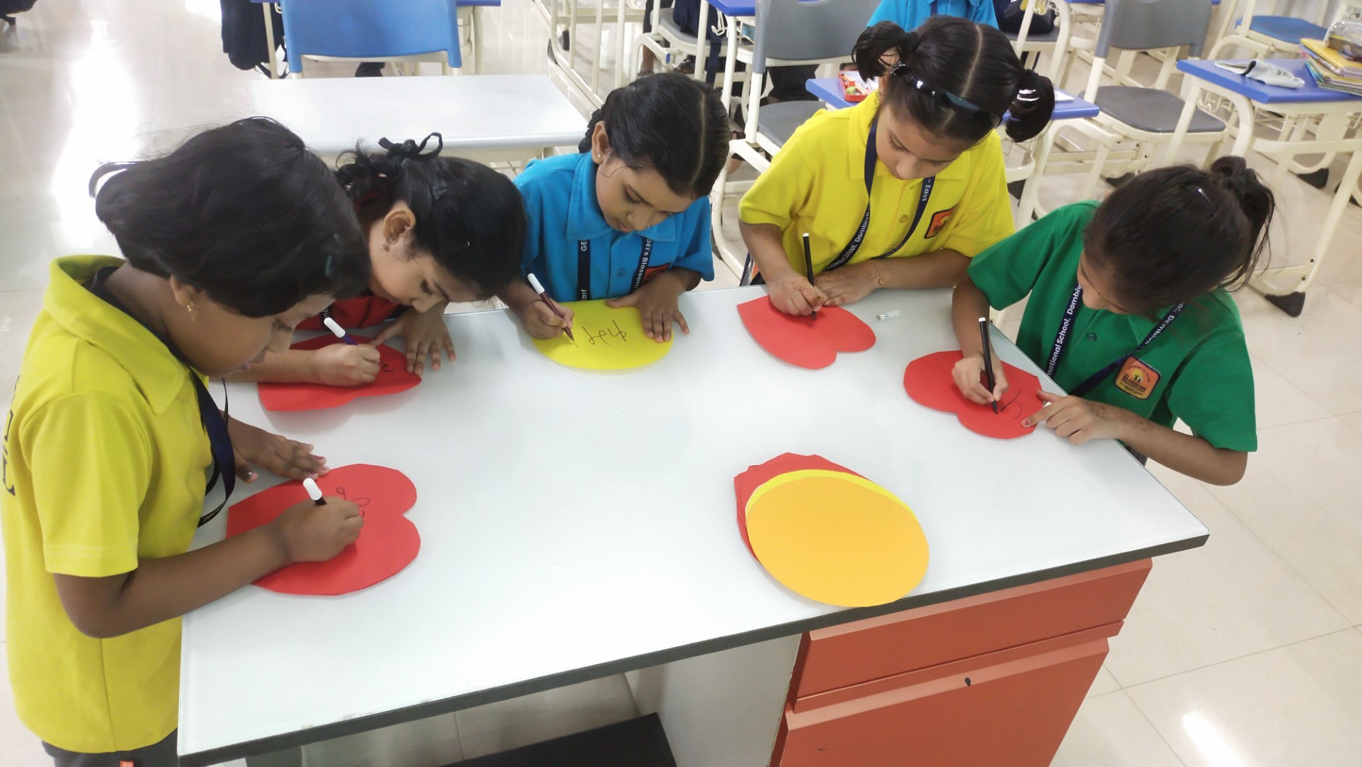 Hindi Synonyms Activity